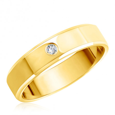 Кольцо обручальное из желтого золота с бриллиантом | Материал:Золото Цвет:Жёлтый Проба:585 Вставки:Бриллиант Примерный вес (г):4.85 Тематика:Обручальное
