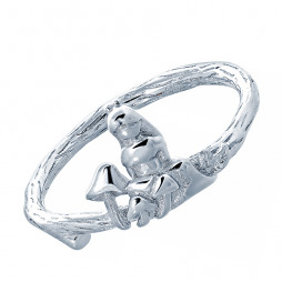 Кольцо из серебра | Материал:Серебро Цвет:Белый Проба:925 Для женщин Вставки:Без вставок Примерный вес (г):2.06