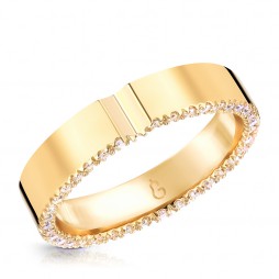 Кольцо обручальное из жёлтого золота с бриллиантами | Материал:Золото Цвет:Жёлтый Проба:750 Для женщин Вставки:Бриллиант Примерный вес (г):4.84 Тематика:Обручальное