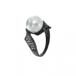 Кольцо из серебра | Материал:Серебро Цвет:Комбинированный Проба:925 Для женщин Вставки:Фианит, Жемчуг Примерный вес (г):5.58