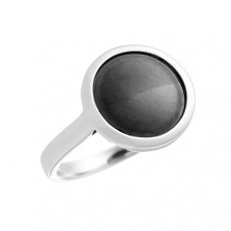 Кольцо из серебра | Материал:Серебро Проба:925 Для женщин Вставки:Керамика Примерный вес (г):3.5 Обработка:Родирование