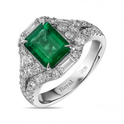 Кольцо с бриллиантами и изумрудом | Материал:Золото Цвет:Белый Проба:750 Для женщин Вставки:Бриллиант, Изумруд Зелёный Примерный вес (г):5.82 